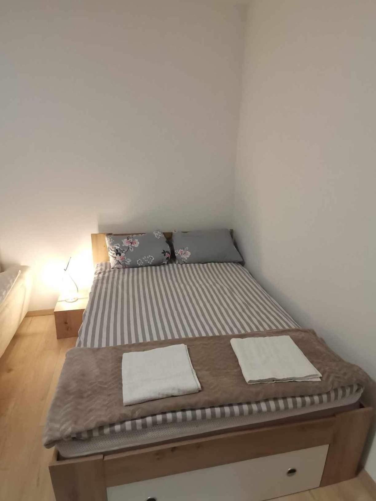 Grajski Kamen Apartment Maribor Exteriör bild