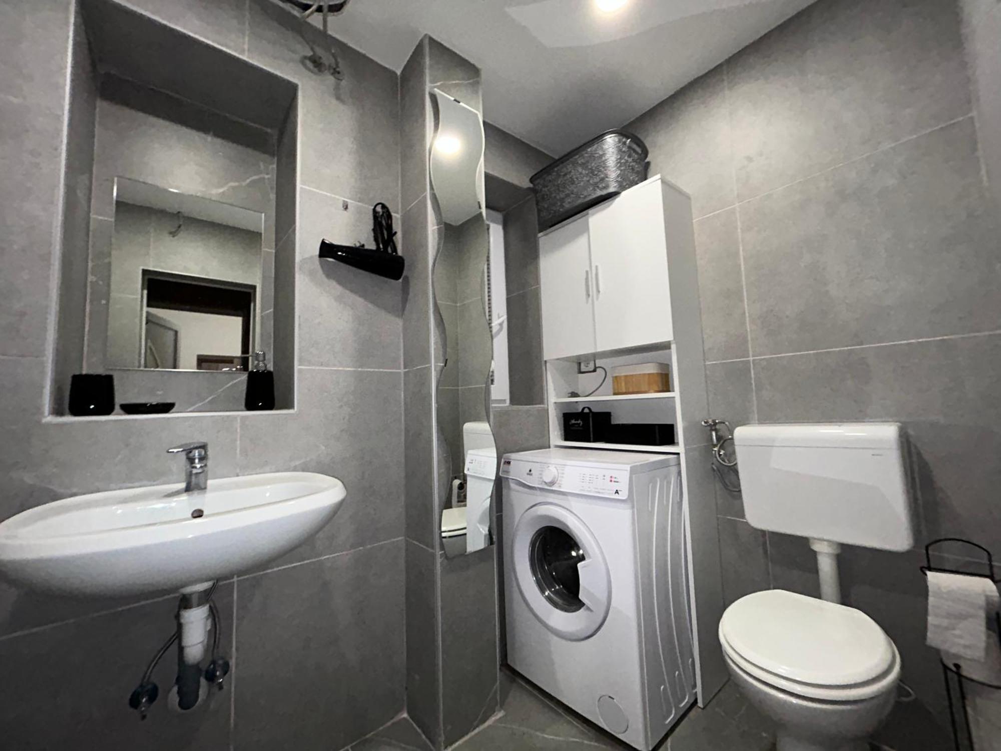 Grajski Kamen Apartment Maribor Exteriör bild